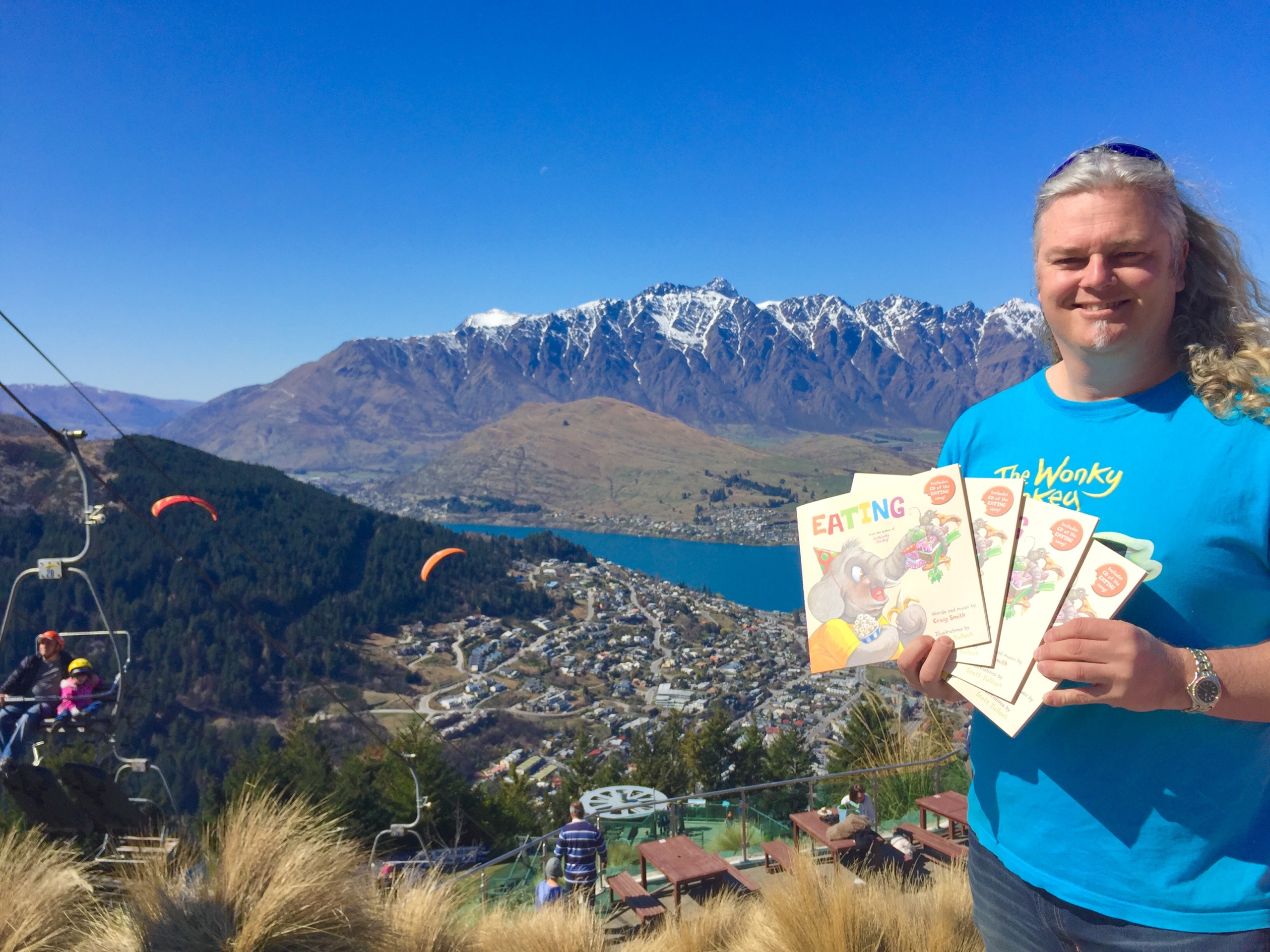 Wonky Donkey man launches new book with fun times at Skyline Queenstown